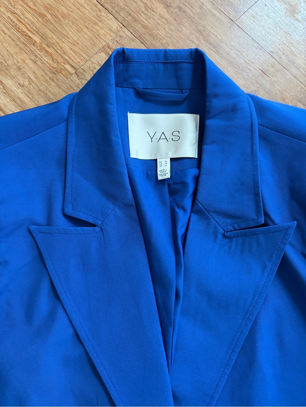 Y.A.S Cobalt Blue Structured Blazer XL NWOT  Single Breasted - Picture 2 of 8